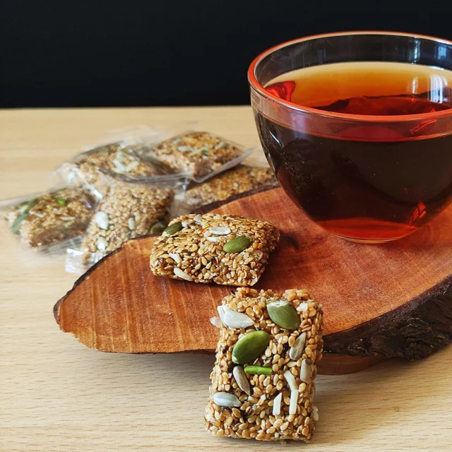 کنجد عسلی بسته 20 عددی